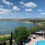דירה Морска Почивка С Балкон, Гледка Към Морето, Басейн, Плаж В Ахелой, Близо До Слънчев Бряг, Beach Holiday With Balcony, Sea View, Pool And Beach In Aheloy, Near Sunny Beach