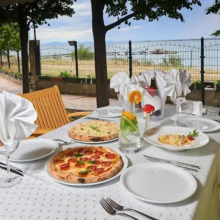 شقة Sea View For Young Family Aheloy, Near Sunny Beach, With Balcony, Pool And Beach,почивка на плажа с балкон, гледка към морето, басейн в ахелой, близо до слънчев бряг
