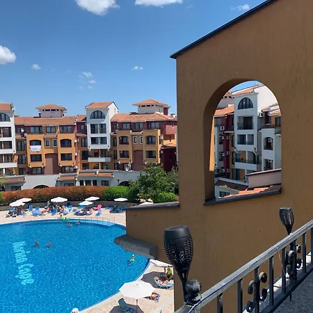 Sea View Holiday For Young Family Aheloy, Near Sunny Beach, With Balcony, Pool And Beach,Почивка На Плажа С Балкон, Гледка Към Морето, Басейн В Ахелой, Близо До Слънчев Бряг Apartmán