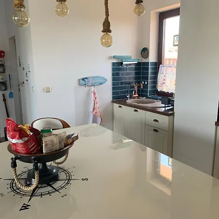 Sea View For Young Family Aheloy, Near Sunny Beach, With Balcony, Pool And Beach,почивка на плажа с балкон, гледка към морето, басейн в ахелой, близо до слънчев бряг أهيلوي